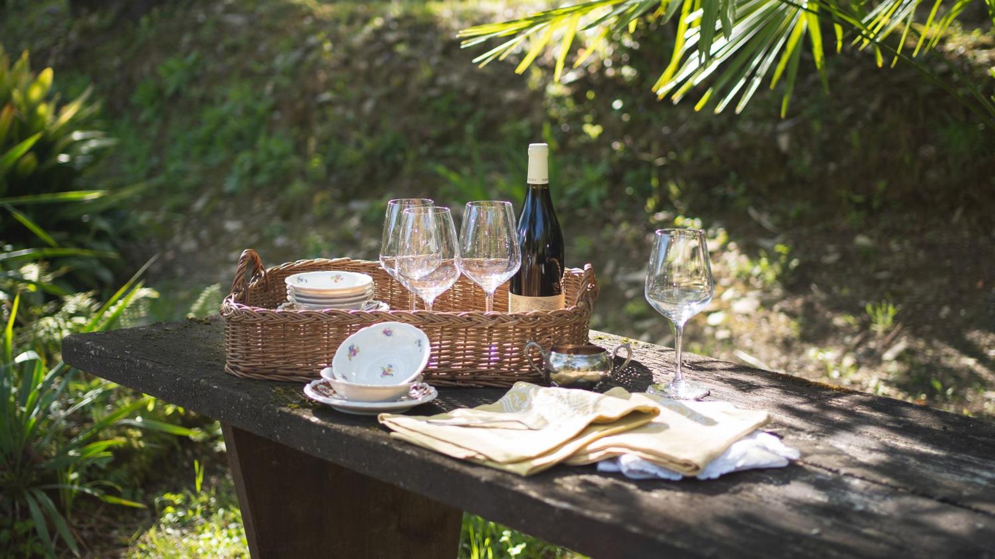 Casale Amati Country House Ortonovo Bagian luar foto