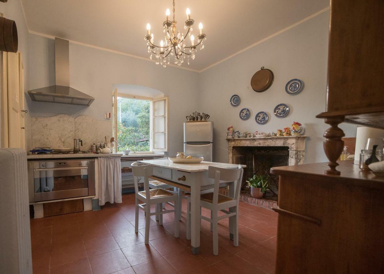Casale Amati Country House Ortonovo Bagian luar foto
