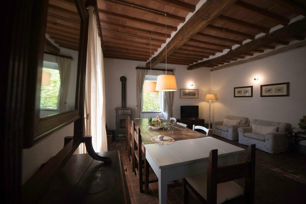 Casale Amati Country House Ortonovo Bagian luar foto